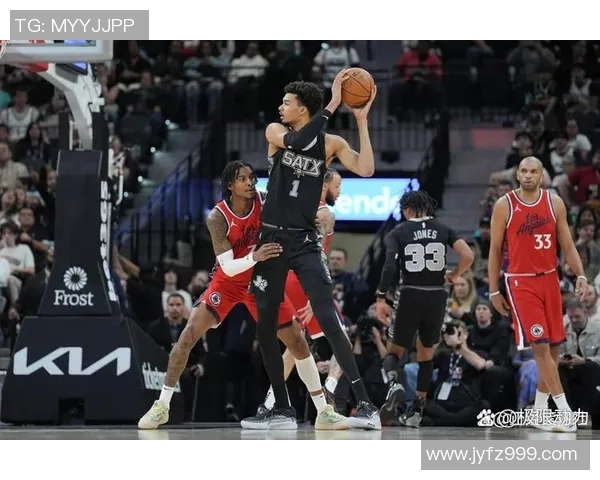 勇士丧心病狂,马刺大胜,精彩对决引爆赛场